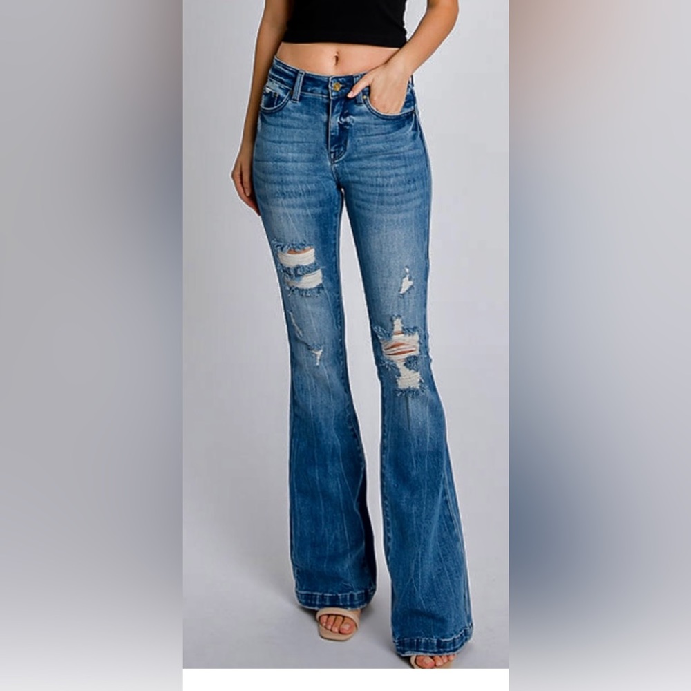Petra 153 NWT size 1/24